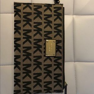 Michael Kors Clutch/Wristlet